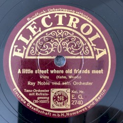 A Little Street Where Old Friends Meet / Just an Echo in the Valley