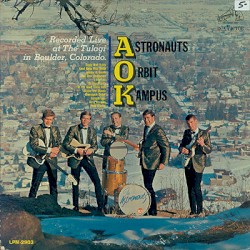 Astronauts Orbit Kampus