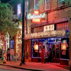 2001-10-18: Continental Club, Houston, TX, USA