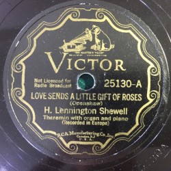 Love Sends a Little Gift of Roses / In a Monastery Garden