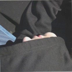 I Wanna Hold Your Electric Hand b/w Sob Story