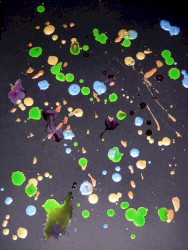 Godzilla of Snow / Witch and a Cauldron