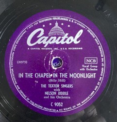 In the Chapel in the Moonlight / The Little Shoemaker
