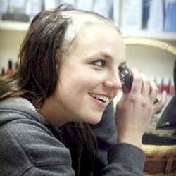 Britney Spears + Noise = HOT