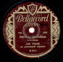 Stāvu es pie lodziņa / Cik ezers rāms