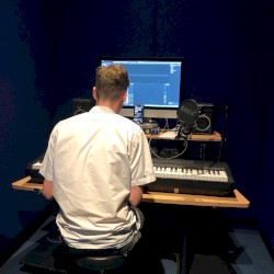 Ice spice (Bright light)