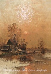 Abendstimmung über einer Dorfstraße