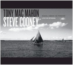 Scaoil Amach an Pocaide (Live in Spiddal)