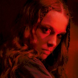 Scarlett (garden Version)