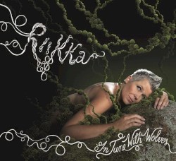 Susien taajuuksilla (In Tune With Wolves)