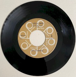 El niño del tambor / Caminando