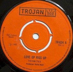 Love Up Kiss Up / Laba Laba Reggae