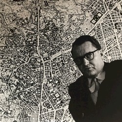 Le mani sulla citta'