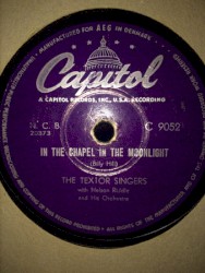 In the Chapel in the Moonlight / The Little Shoemaker