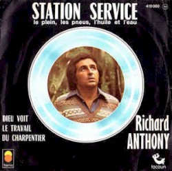 Station service (Le Plein, les Pneus, l’Huile et l’Eau)