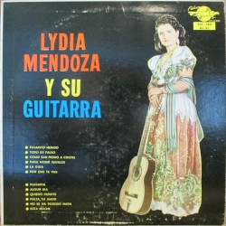 Lydia Mendoza y su guitarra