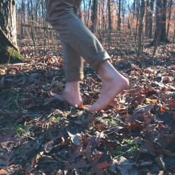barefoot