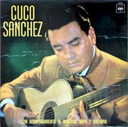 Con acompañamiento de mariachi, arpa y guitarra