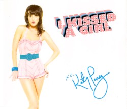 I Kissed a Girl