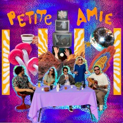 Petite Amie