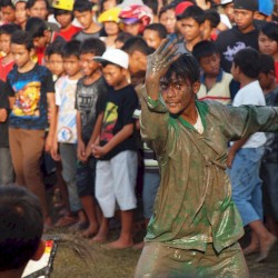 Unheard Indonesia, Vol. 6: Jaranan Tung Dor