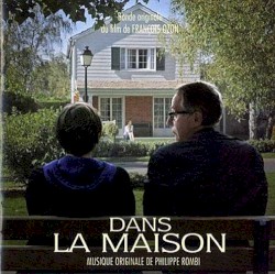 Dans la maison