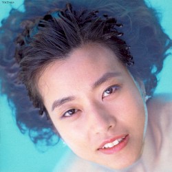 DESSERTに星くずのゼリーを