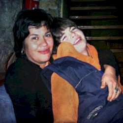 Ya Lo DecĂa la Mama