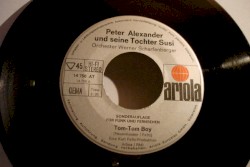 Tom-Tom Boy / Das Spielzeug