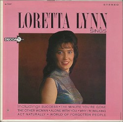 Loretta Lynn Sings