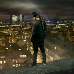 Løvehjerter Blant Slangene i en Tigerstad (del 1)