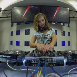 Live @PLAY TV 17.11.2015