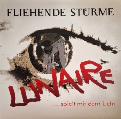 Lunaire spielt mit dem Licht