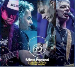 Caballos de noche vivos en el Hipódromo