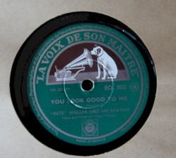 You Look Good to Me / There's Honey on the Moon Tonight