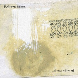 ...Skvettir edik á ref