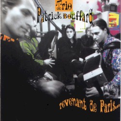 Revenant de Paris…