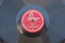 Woodyn’ You / Rainbow Mist