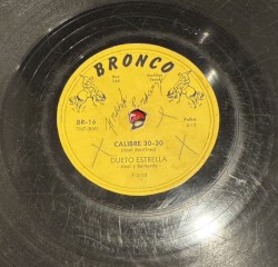 Calibre 30-30 / La comadre Helen