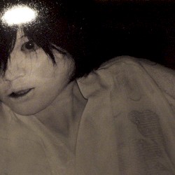 Red Dust (livre d'Éos) / 2005 ~ 2 compositions de musique concrète