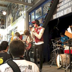 2018-02-14: Amoeba Records, Los Angeles, CA, USA