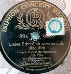 Lieber Schatz, du wirst so dick, dick, dick / Wehe, wehe, wenn du links guckst