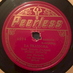 La traidora / La tertulia