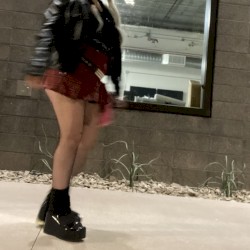 жаль не жаль!