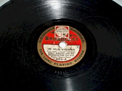 In Old Vienna / Tell Me You're Sorry