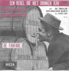 Een kerel die niet drinken kan / De fanfare