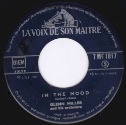 In the Mood / Moonlight Serenade