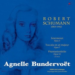 Agnelle Bundervoet plays Schumann