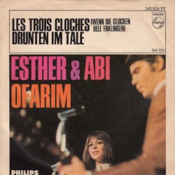Les trois cloches / Drunten im Tale