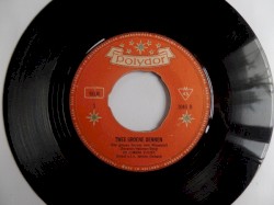 De trouwe herder / Twee groene dennen